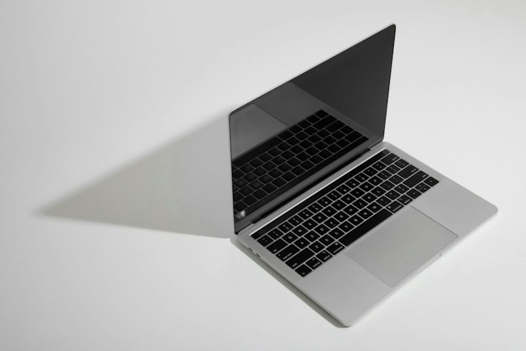 Apple Announces $1,999 M6 MacBook Pro Ahead of LA Event, Teasing Touchscreen Future