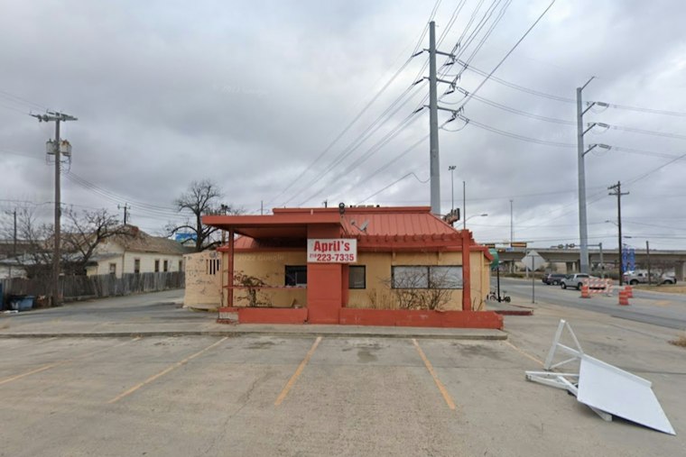 April's Chinese Still Shuttered on S. Alamo St, San Antonio Fans Wait On