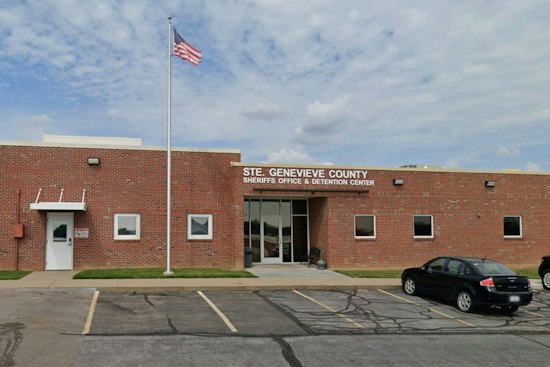 Archdiocese Sues Ste. Genevieve Jail, Says Glass and Phones Block Confession