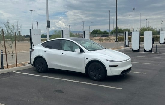 Arizona Flips the Switch on First Federally Funded EV Chargers in Green Valley, Tucson, Wellton