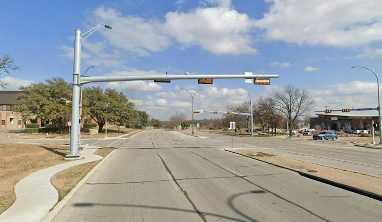 Arlington Rollover on Green Oaks Kills 79-Year-Old Man Days After Crash