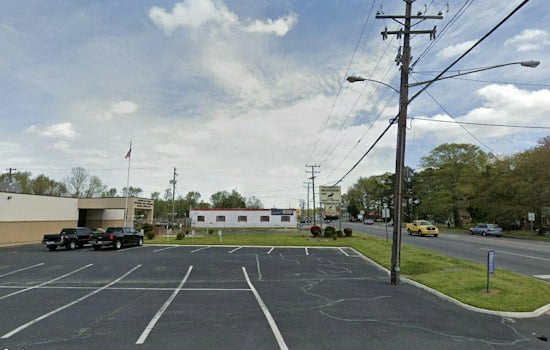 Armed Duo Robs Chesapeake Business, Flees With Cash and $2,400 in Lottery Tickets