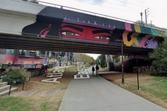 Atlanta Artist Weaves Puerto Rican Flag, Old Morro Fort Into United Scarf