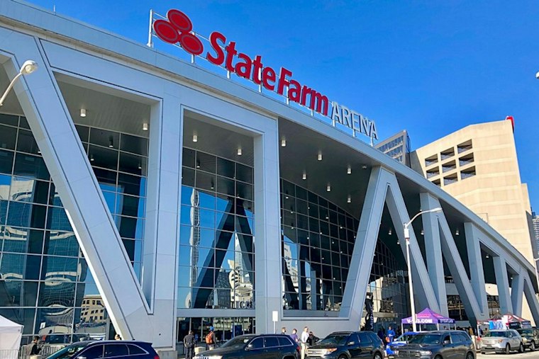 Atlanta Diners Can Eat Courtside at State Farm Arena to Help Food Workers in Crisis