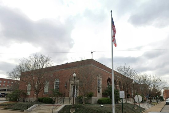 Auburn Council Splits 4-4 on Downtown Lounge Moratorium, Mayor Absent With Illness