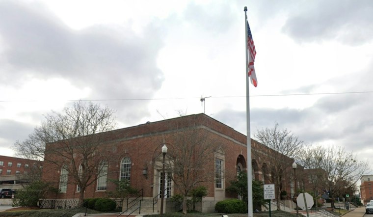 Auburn Council Splits 4-4 on Downtown Lounge Moratorium, Mayor Absent With Illness