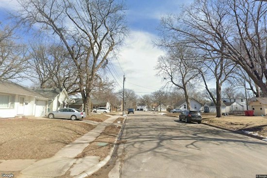Austin Man, 40, Accused of Running Down Acquaintance With Minivan, Fleeing