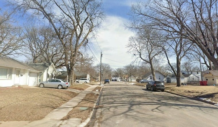 Austin Man, 40, Accused of Running Down Acquaintance With Minivan, Fleeing