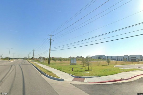 Austin Picklehaus Opens Seven Courts, a Cafe and Founding Memberships in Pflugerville