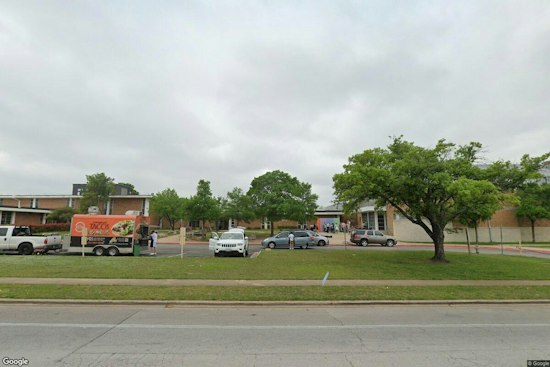 Austin Police Search for Crime Scene Near Navarro High, Say No Danger Found