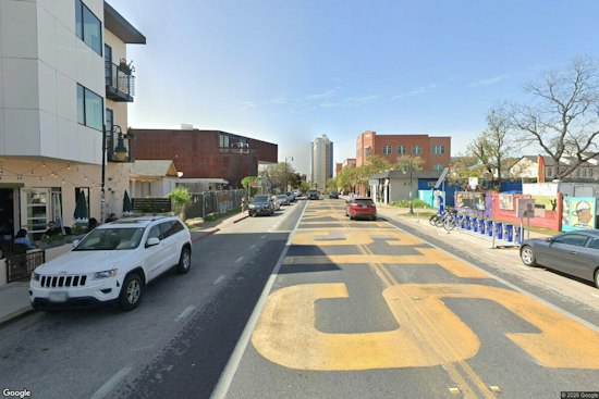 Austin Robotaxi Jam Shows Waymo, Zoox and Tesla Cybercabs Don't Know What to Do