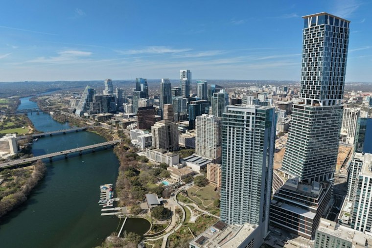 Austin Sizzles Through Sunny Friday as Halloween Rain Chances Creep In