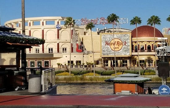 Aziz Ansari Brings New Material to Hard Rock Live Orlando