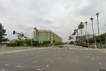 Baldwin Hills Kaiser Stabbing Leaves Victims Silent, Cops Hunting for Answers