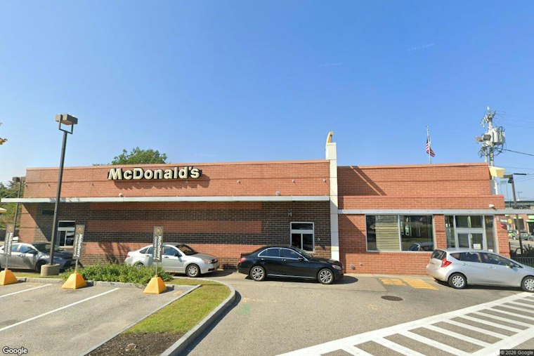 Bangor Woman, 44, Barricades in Portland McDonald's Bathroom, Claims She Had a Gun
