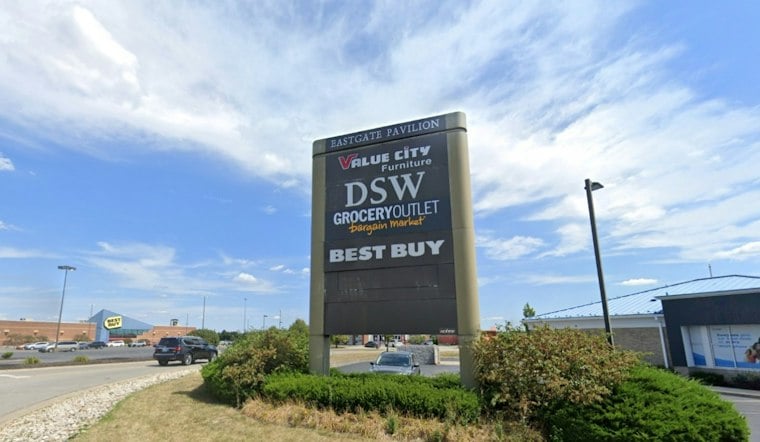 Barnes & Noble to Fill Former Grocery Outlet Spot at Eastgate Pavilion
