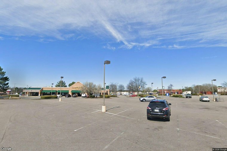 Bartlett's Wolf Run Plaza Sells for $11.1M as Gregory Realty Expands Memphis Footprint