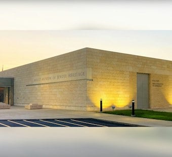 Beachwood's Maltz Museum Unveils Holocaust Survivor's Long-Hidden ‘War Series’ Paintings