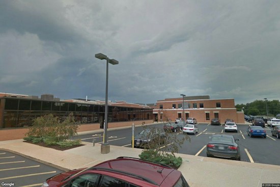 Belleville Bus Stop Outside Memorial Hospital Gets Shade, Shelter, 2027 Makeover