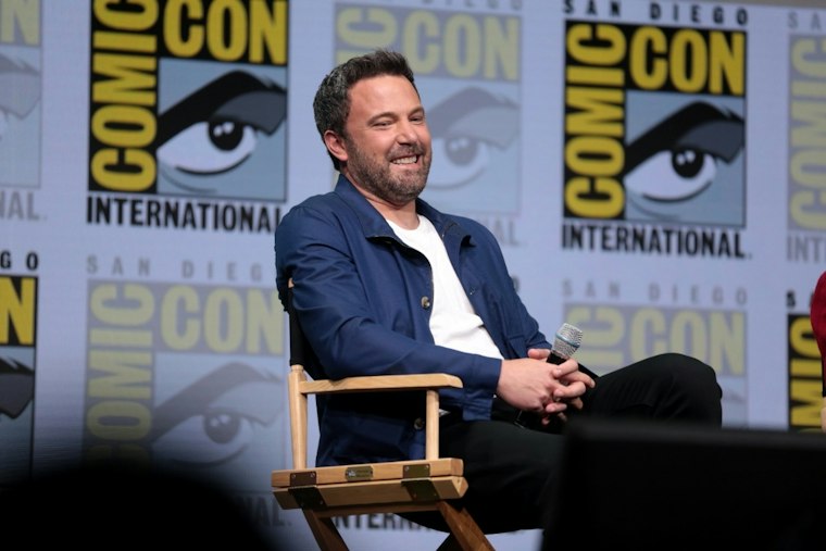 Ben Affleck Says Teen Mugger Who Pulled Knife on Him Later Killed a Man