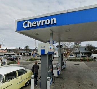 Berkeley Woman Escapes Gas Station Carjacking, Suspect Nabbed With BB Gun