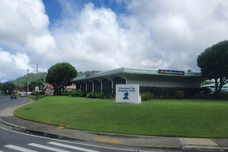 Big City Diner Quits Windward Mall After 11 Years as Oahu Restaurants Buckle