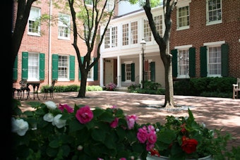 Black-Owned Oaks Hospitality Buys Jonestown's 1840s Carrollton Inn, Event Plaza
