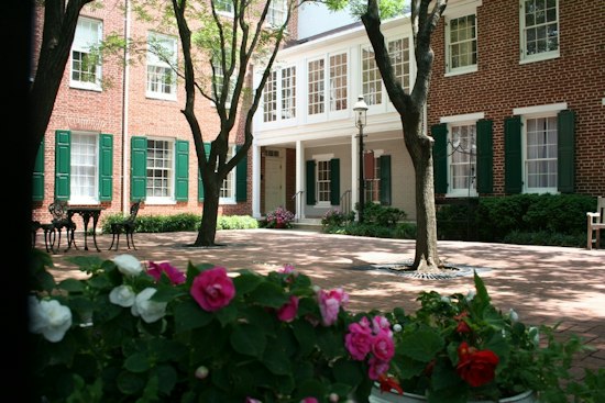 Black-Owned Oaks Hospitality Buys Jonestown's 1840s Carrollton Inn, Event Plaza