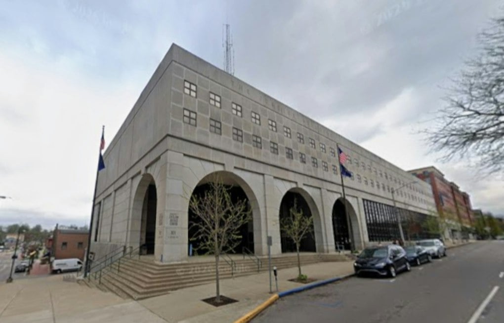 Bloomington Girl, 14, Dropped From 124 to 80 Pounds Before Death, Warrants Say