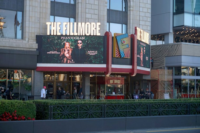 Blue October Plays Foiled Front to Back Tonight at The Fillmore Detroit