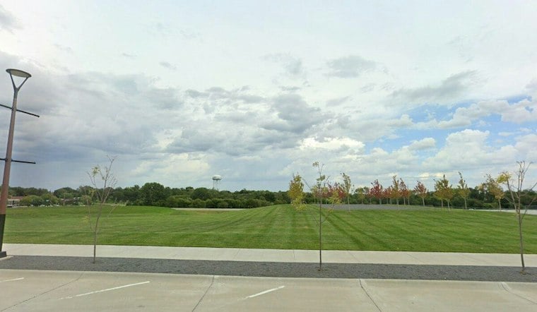 Blue Whale-Sized Kites Soar Over Omaha's Heartwood Preserve, 550-Pound 'Old Glory' Included