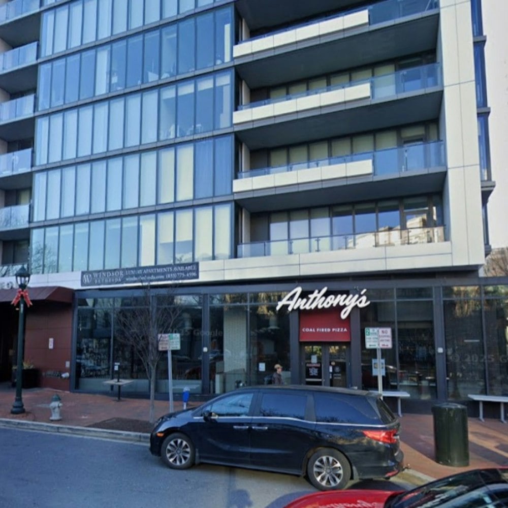Bob's Soup Dumplings & Bar Lights Up Signage in Downtown Bethesda
