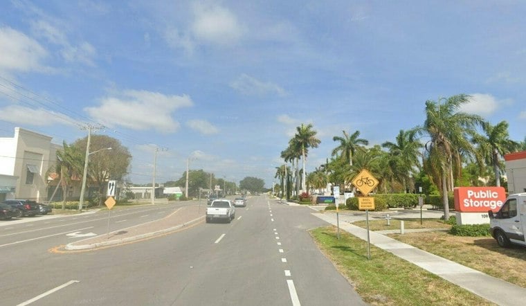 Boca Scooters Owner Busted Again Doing E-Moto Wheelie Past Cops on Federal Highway