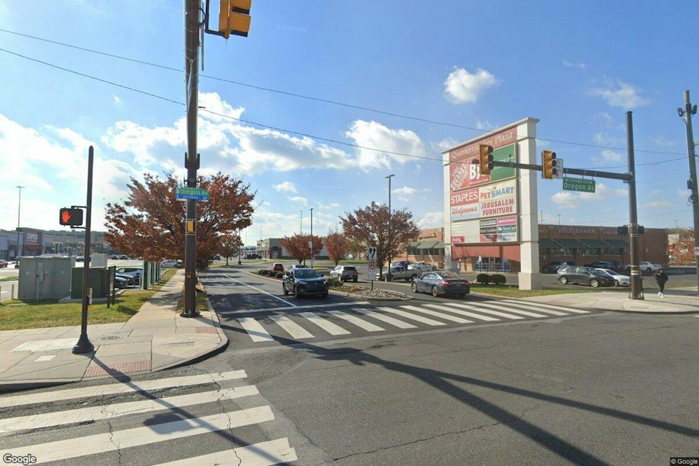 Body Found in Dumpster Behind South Philly Post Office, Federal Agents Join Probe