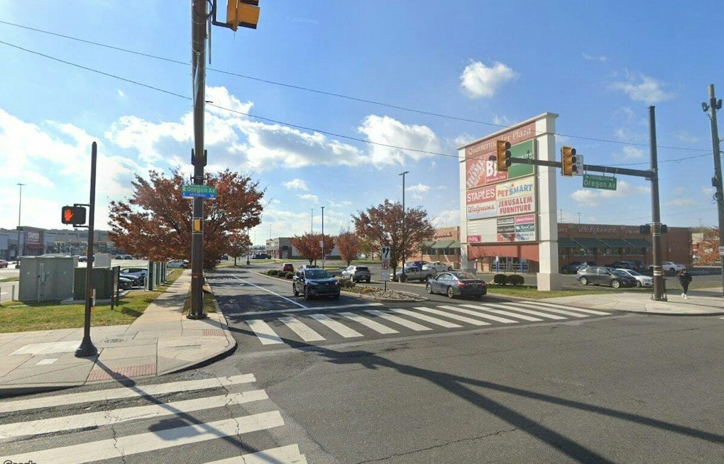 Body Found in Dumpster Behind South Philly Post Office, Federal Agents Join Probe