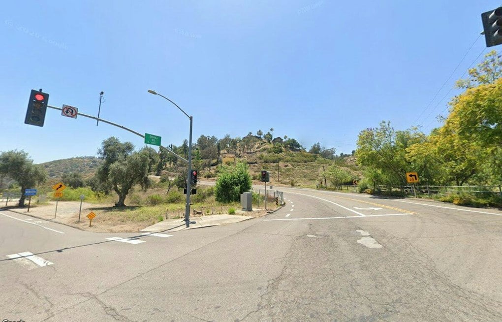 Body Found Near Dehesa Road in El Cajon, Sheriff's Homicide Unit Takes Over