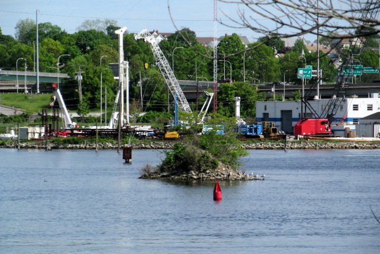 Body of 54-Year-Old Kayaker Recovered From Seekonk River Near Gano Street