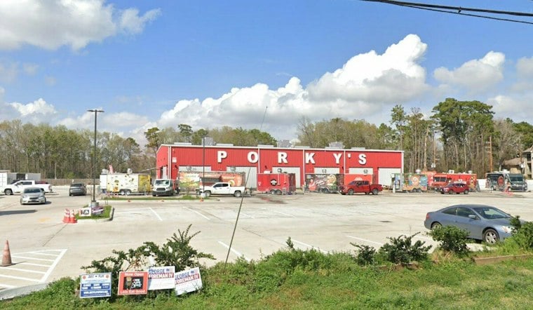 Bolt-Cutter Vandal Hits Nine Food Trucks at Humble's Porky's Backyard