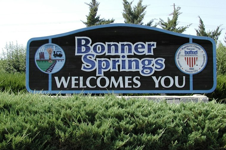 Bonner Springs Shooting Leaves One Dead, Police Say No Threat Remains
