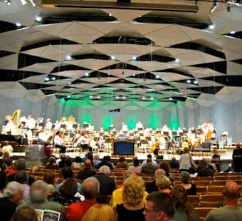 Boston Pops Bring Back Día de Muertos With Enjambre, Then Roll Out Coco