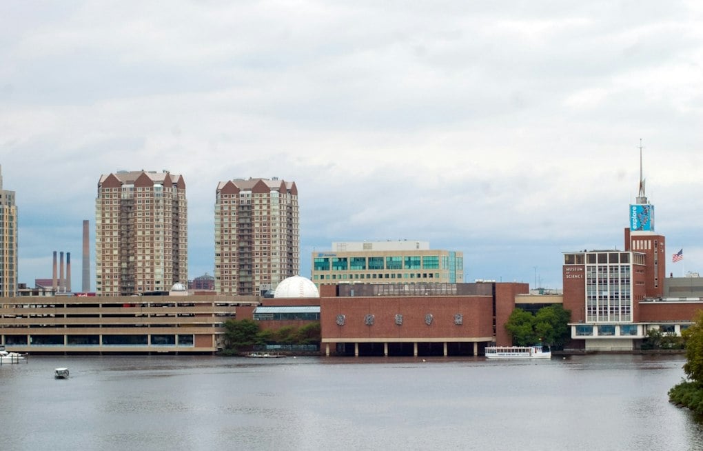 Boston's Museum of Science Brings Back Spooky Science Weekend With DJ and Raffle