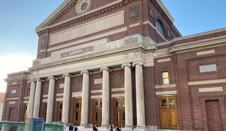 Boston Symphony Hall Lets AI Jam With Live Orchestra in World Premiere
