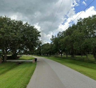 Bradenton Man, 68, Dies After SUV Hits Tree on Saddle Creek Trail
