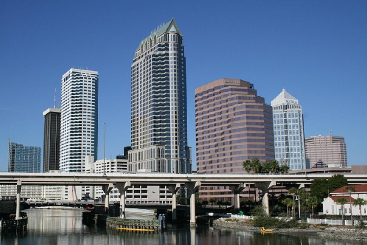 Breezy Beauty: Tampa Bay Basks in Sunshine as Small Craft Advisory Whips Waters