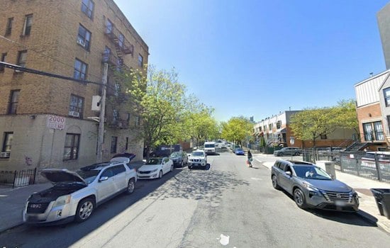 Bronx Stabbing on Prospect Avenue Sends NYPD Hunting for Suspect Who Fled on Foot