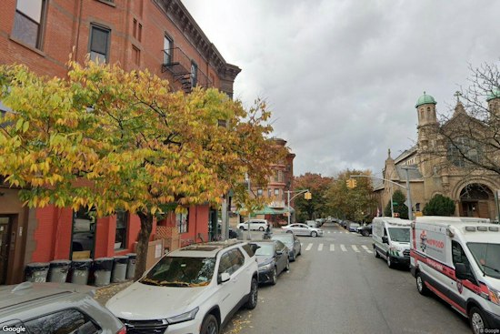 Brooklyn Subway Rider Slashed in Arm After Late-Night D Train Dispute