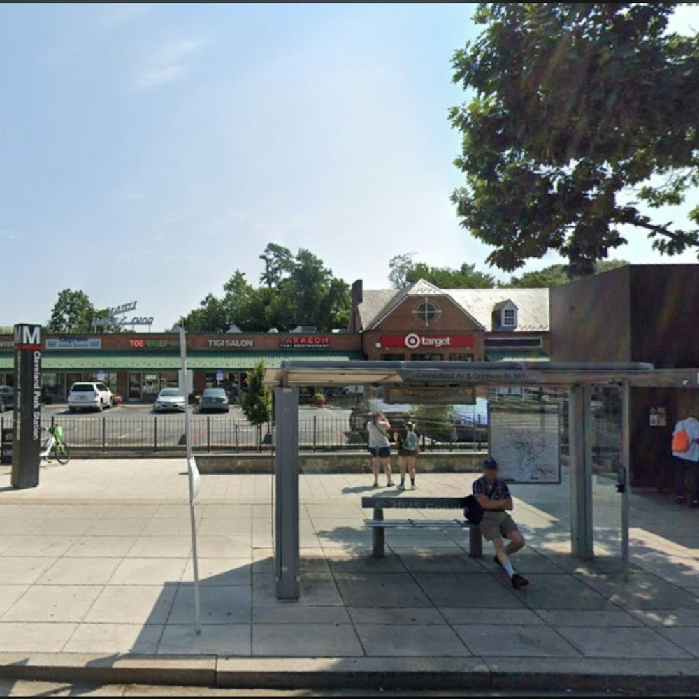 Buffalo Wild Wings GO Rumored for Historic Cleveland Park Shopping Center