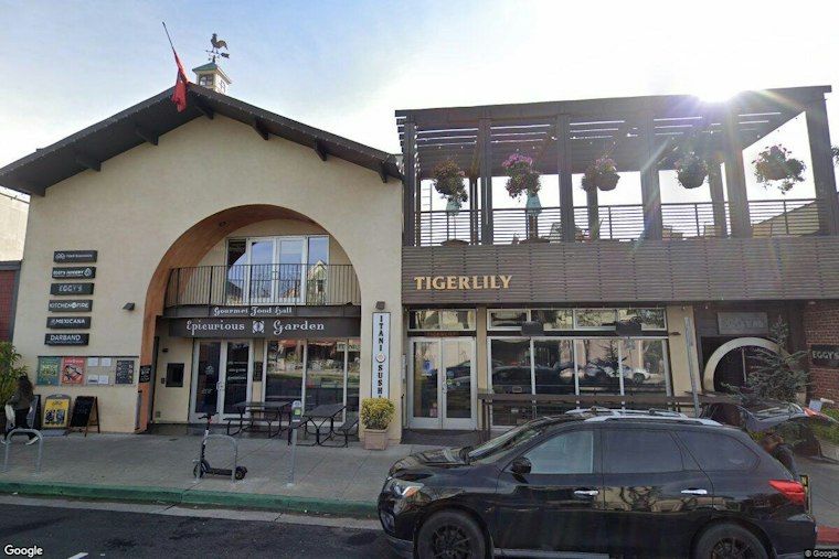 Burger Fix Grabs Hopscotch Chicken's Old Spot in Berkeley's Gourmet Ghetto