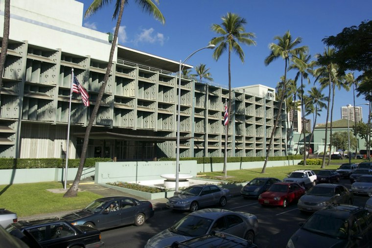 BWS Offers Settlement in Kailua Property-Damage Claim