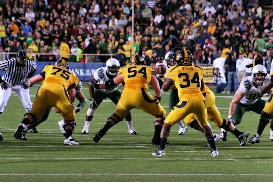 Cal Football Debuts Spanish Broadcasts After 144 Years, Led By Brothers From The 49ers Booth
